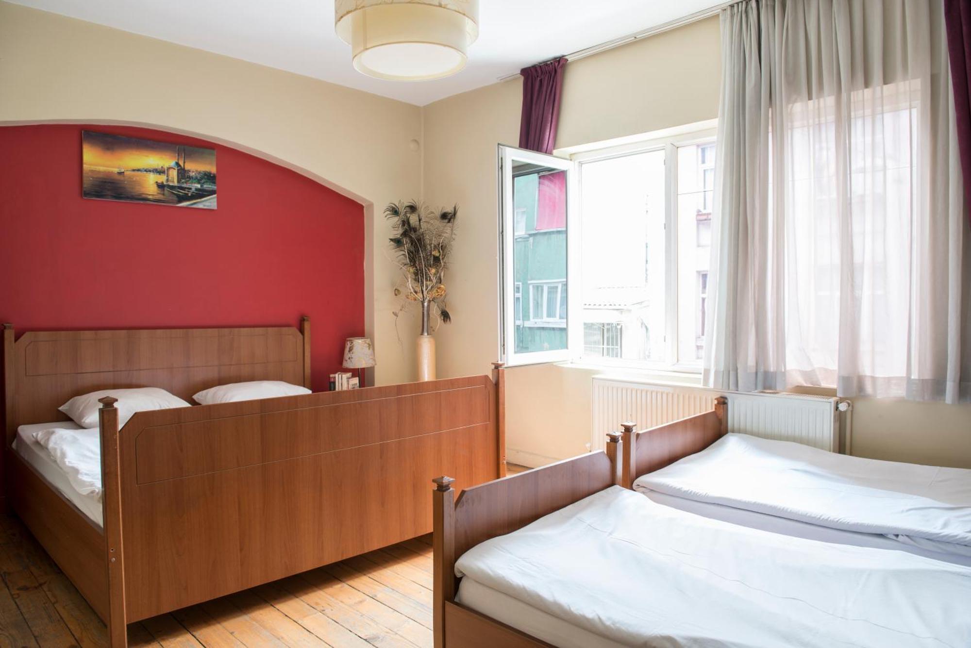 Cheers Midtown Hostel Istanbul Rum bild