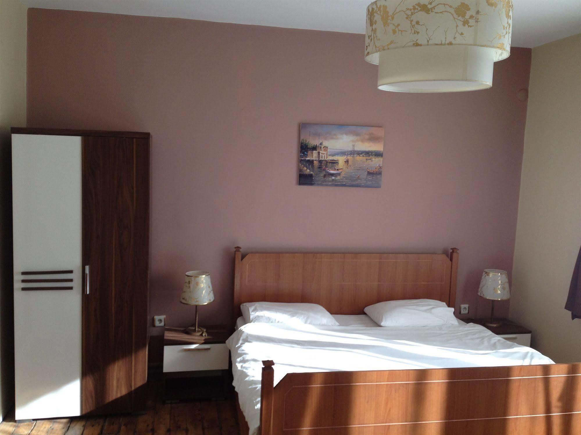 Cheers Midtown Hostel Istanbul Exteriör bild