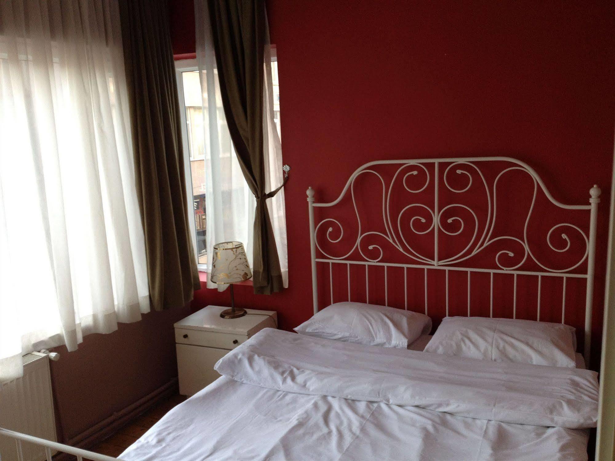Cheers Midtown Hostel Istanbul Exteriör bild