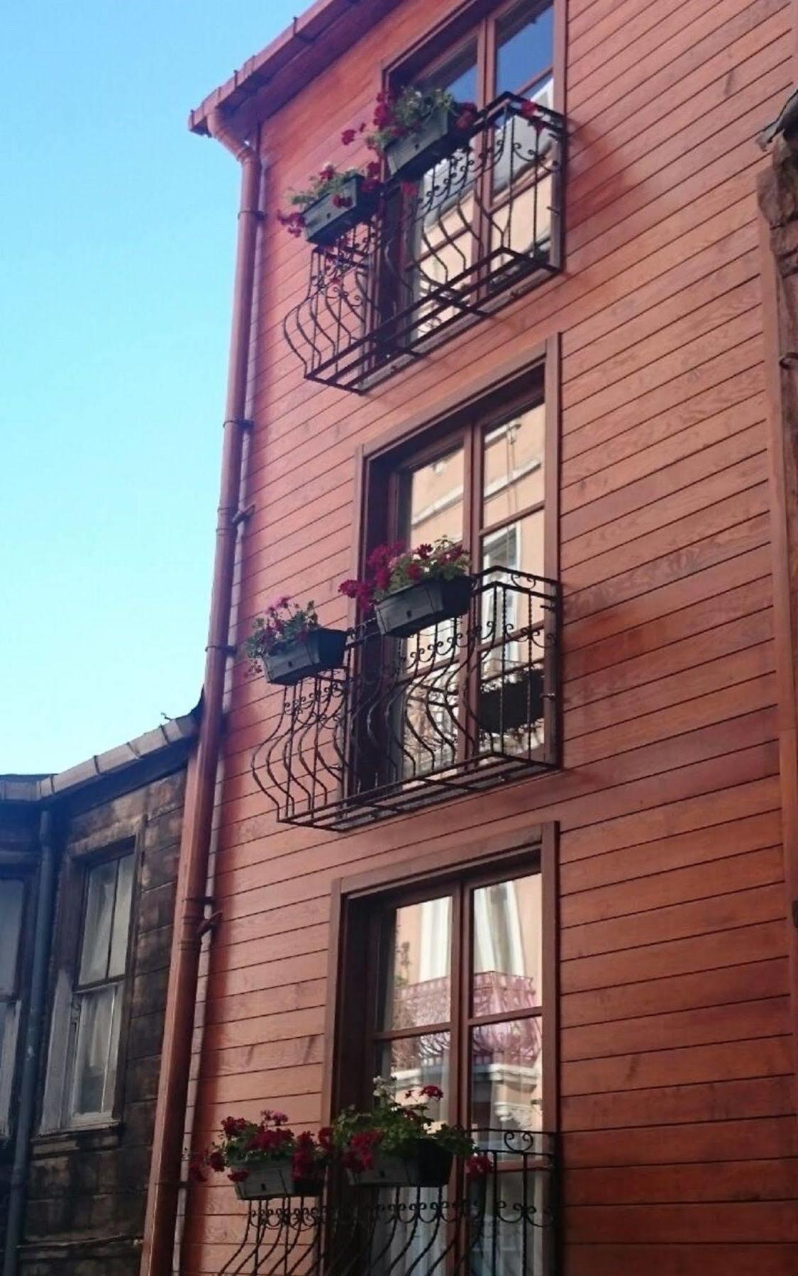 Cheers Midtown Hostel Istanbul Exteriör bild
