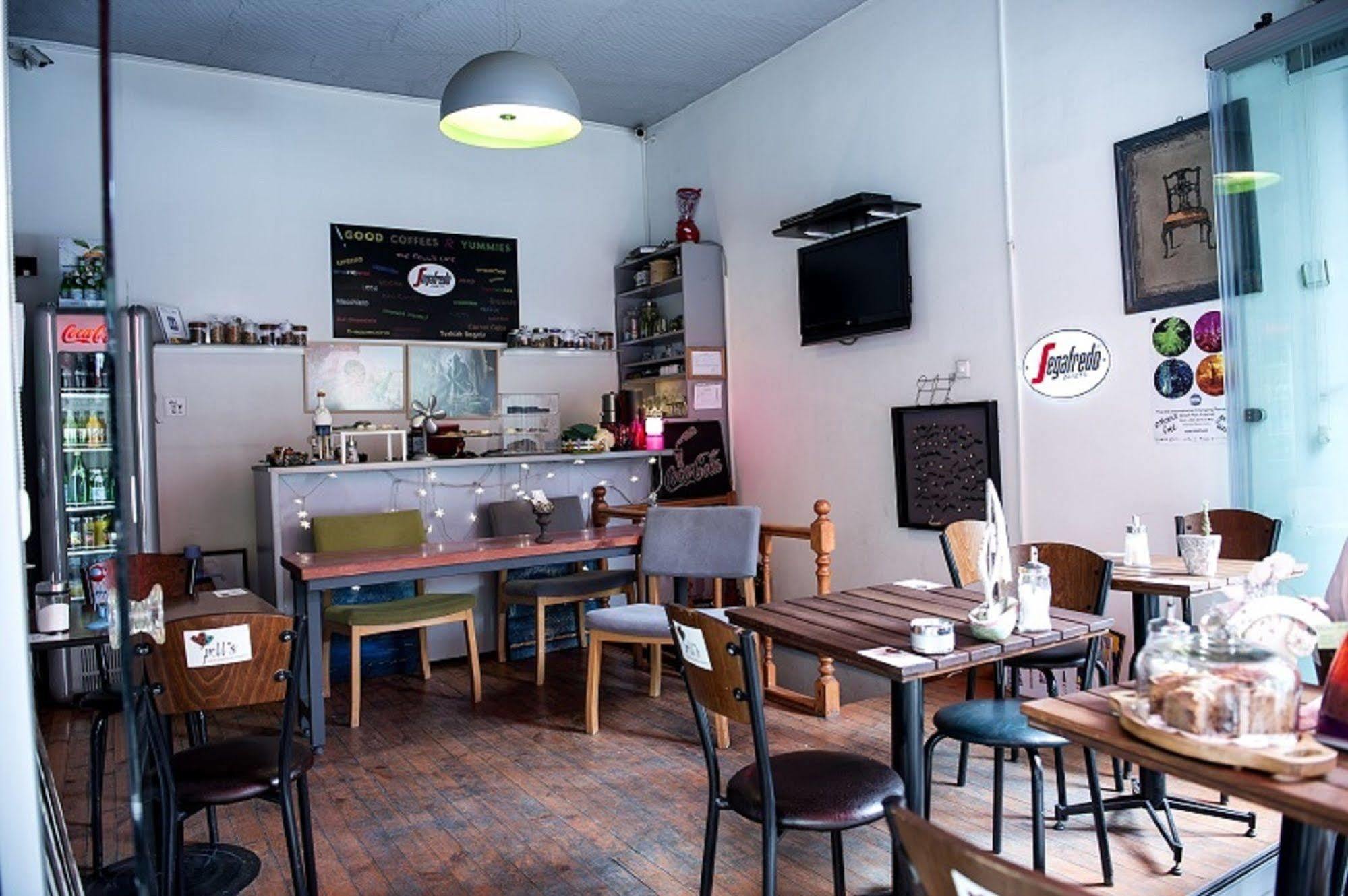Cheers Midtown Hostel Istanbul Exteriör bild